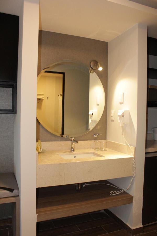 Hotel Nuvo Saltillo Extérieur photo