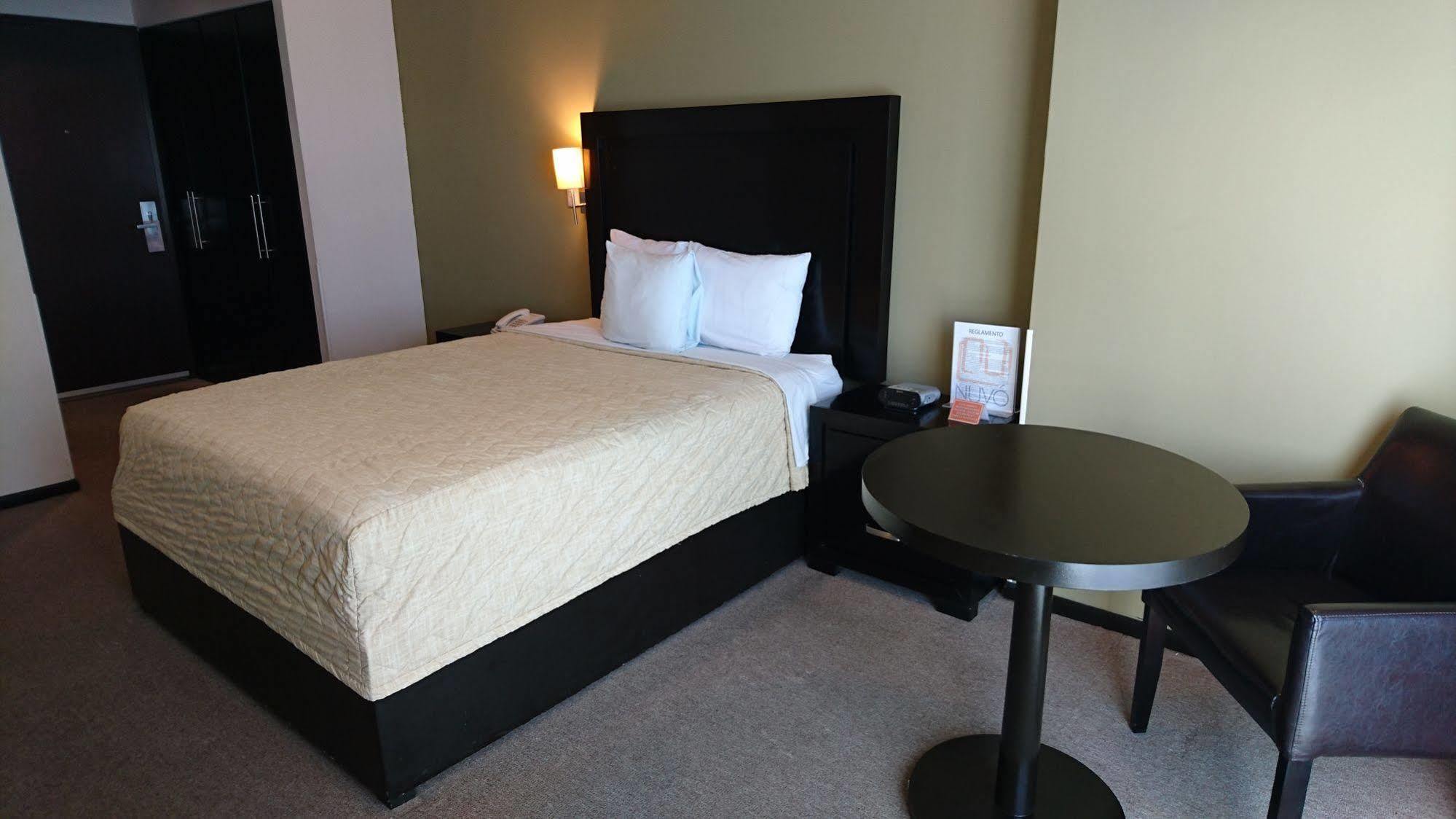 Hotel Nuvo Saltillo Extérieur photo